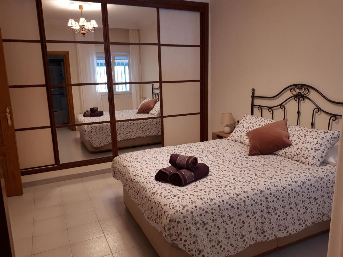 Casa Villa Ladi Umbrete 外观 照片